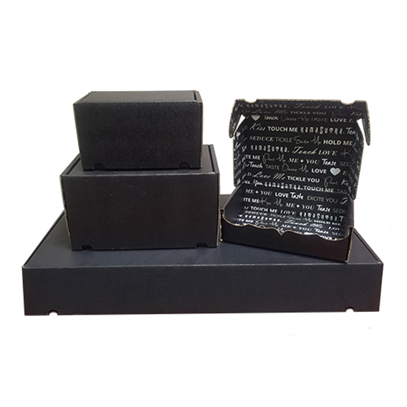 KAM30012 Kama Sutra Black Gift Box Medium